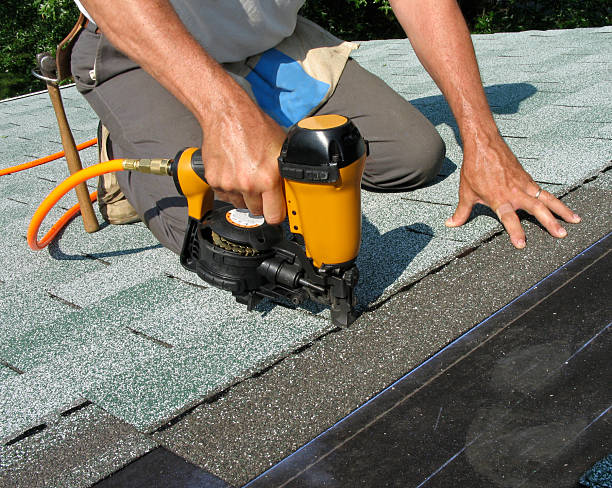 Best Flat Roof Repair Services  in Lucedale, MS